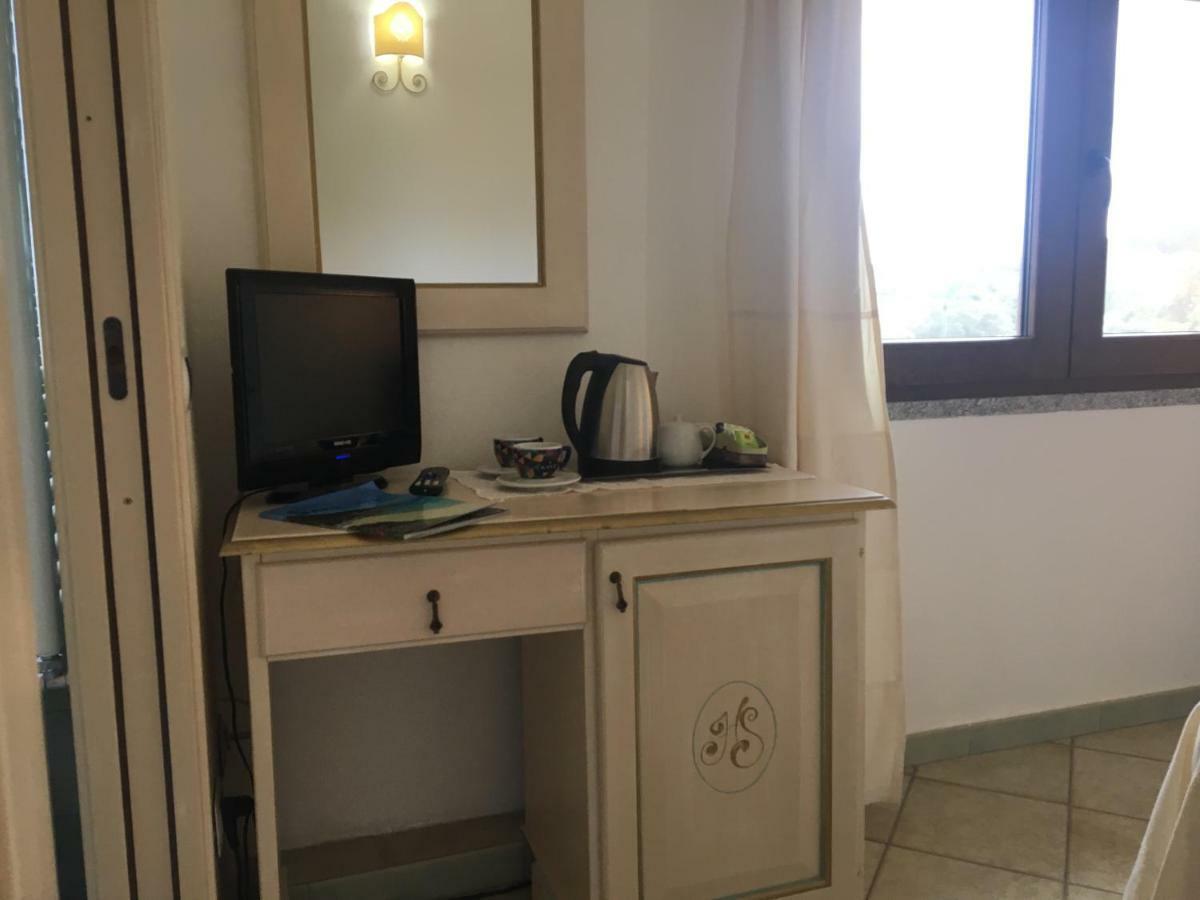 Hotel Sorgente Aglientu Kültér fotó